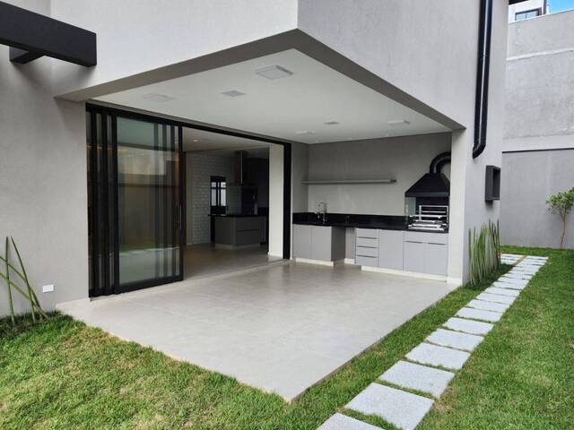 Casa para Venda em Santana de Parnaíba - 5