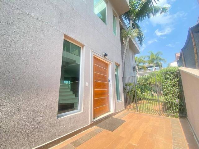 Casa para Venda em Santana de Parnaíba - 5