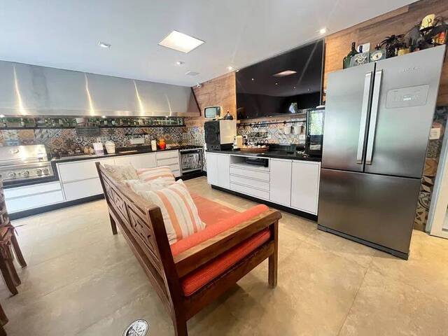 Casa para Venda em Santana de Parnaíba - 5