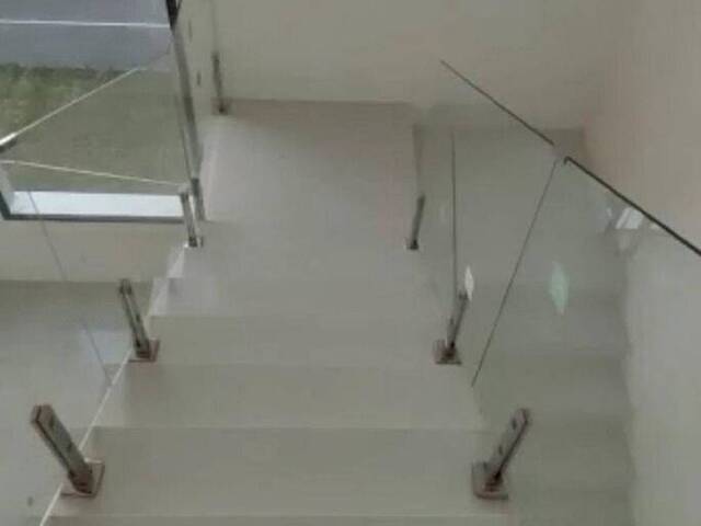 Casa para Venda em Santana de Parnaíba - 4