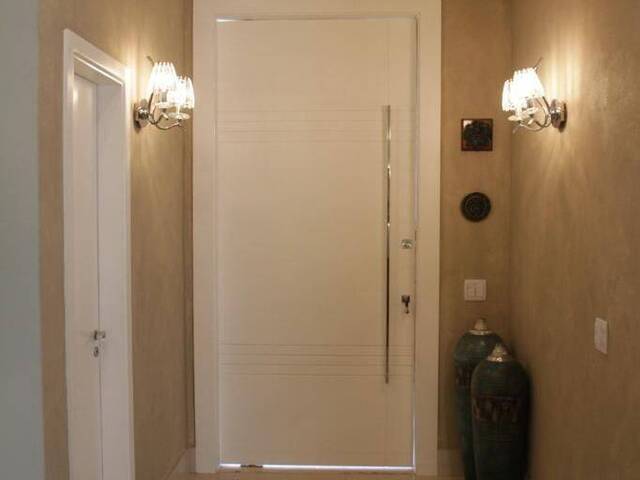 Casa para Venda em Santana de Parnaíba - 3