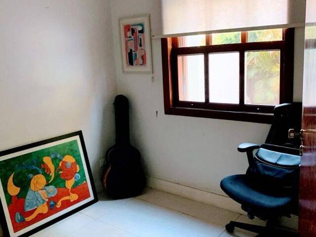 Casa para Venda em Santana de Parnaíba - 2