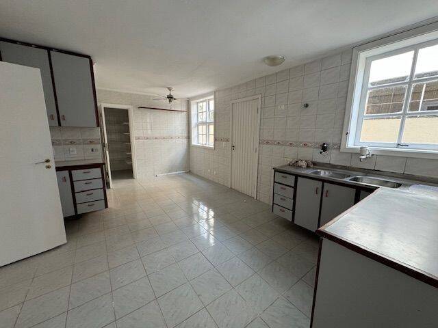 Casa para Venda em Santana de Parnaíba - 3