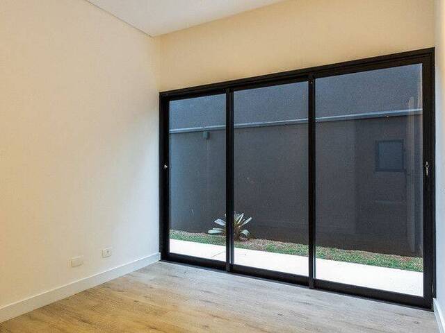 Casa para Venda em Santana de Parnaíba - 4