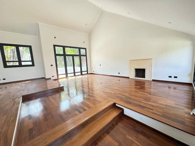 Casa para Venda em Santana de Parnaíba - 4