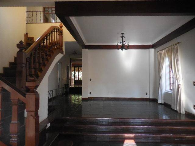 Casa para Venda em Santana de Parnaíba - 3