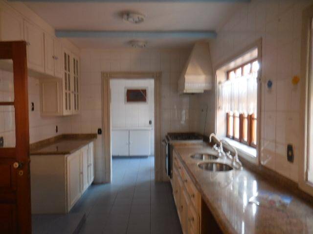 Casa para Venda em Santana de Parnaíba - 4