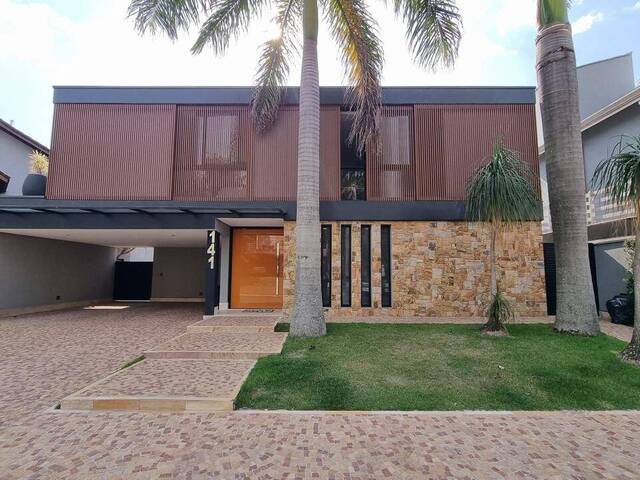 Casa para Venda em Santana de Parnaíba - 2