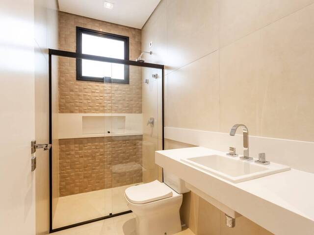 Casa para Venda em Santana de Parnaíba - 5