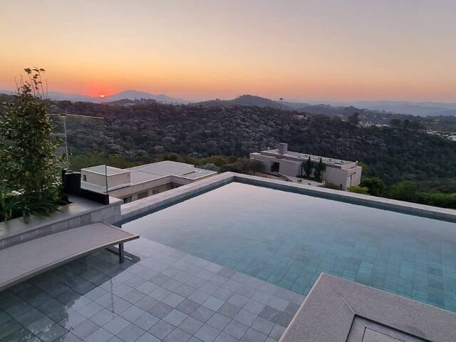 Casa para Venda em Santana de Parnaíba - 3