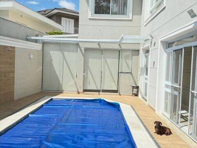 Casa para Venda em Santana de Parnaíba - 2