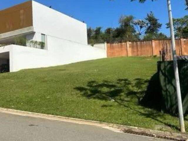 #TE0352 - Terreno para Venda em Santana de Parnaíba - SP