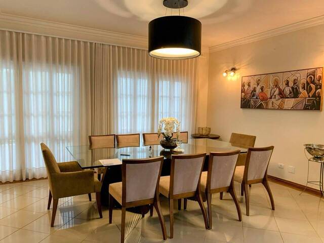 Casa para Venda em Santana de Parnaíba - 3