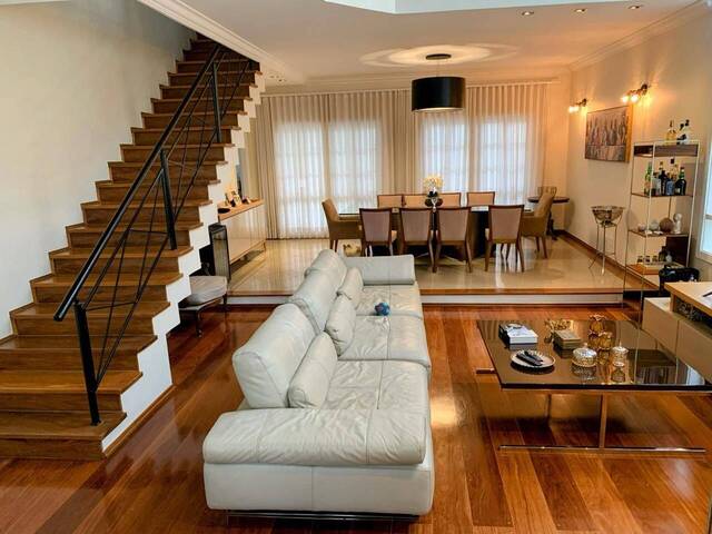 Casa para Venda em Santana de Parnaíba - 4