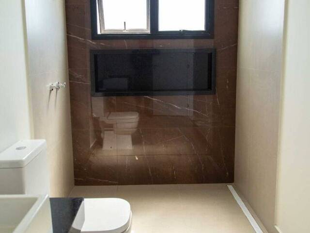 Casa para Venda em Santana de Parnaíba - 4