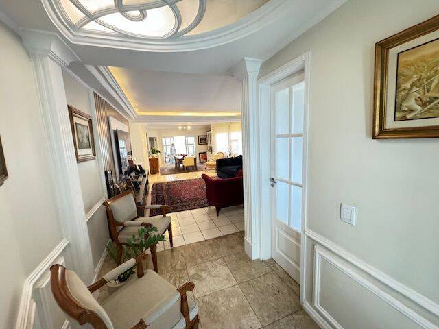 Casa para Venda em Santana de Parnaíba - 2