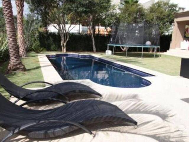 Casa para Venda em Santana de Parnaíba - 2