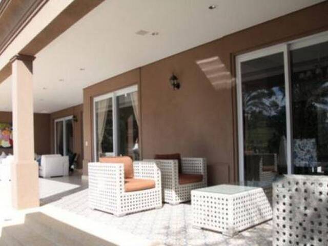 Casa para Venda em Santana de Parnaíba - 3