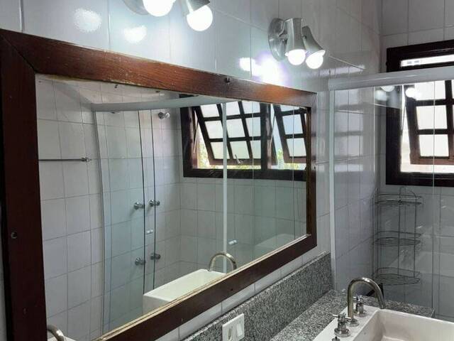 Casa para Venda em Santana de Parnaíba - 5