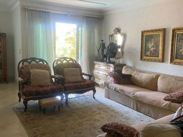 Casa para Venda em Santana de Parnaíba - 3