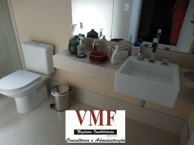 Casa para Venda em Santana de Parnaíba - 4