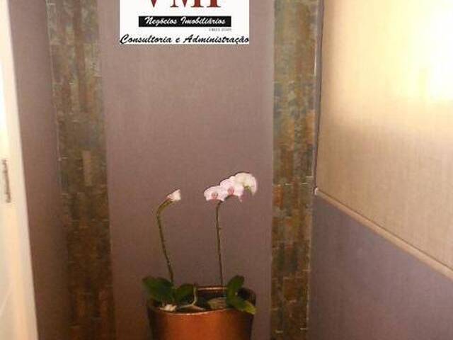 Casa para Venda em Santana de Parnaíba - 5