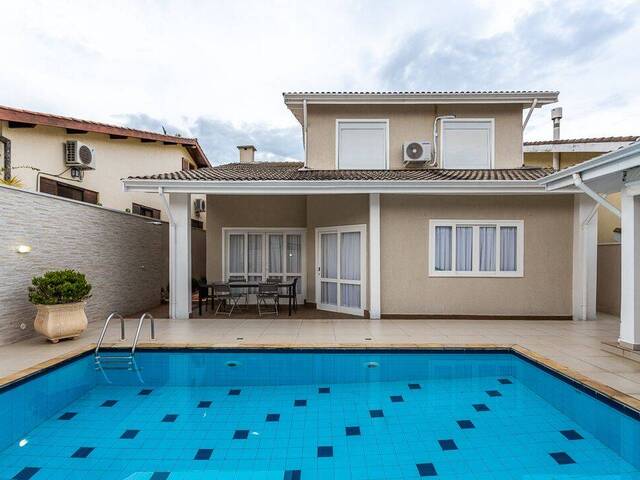 Casa para Venda em Santana de Parnaíba - 5