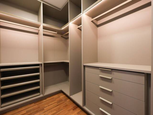 Casa para Venda em Santana de Parnaíba - 5