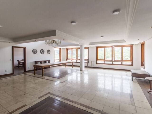 Venda em Residencial Onze (Alphaville) - Santana de Parnaíba