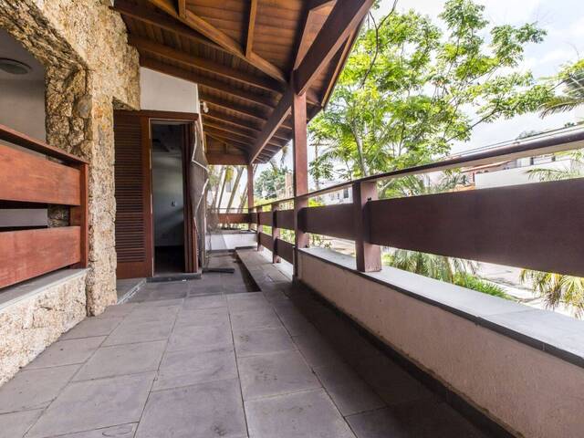 Casa para Venda em Santana de Parnaíba - 5