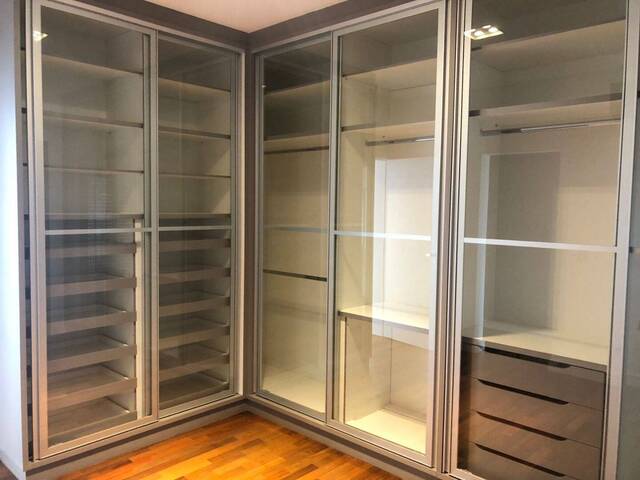 Casa para Venda em Santana de Parnaíba - 2