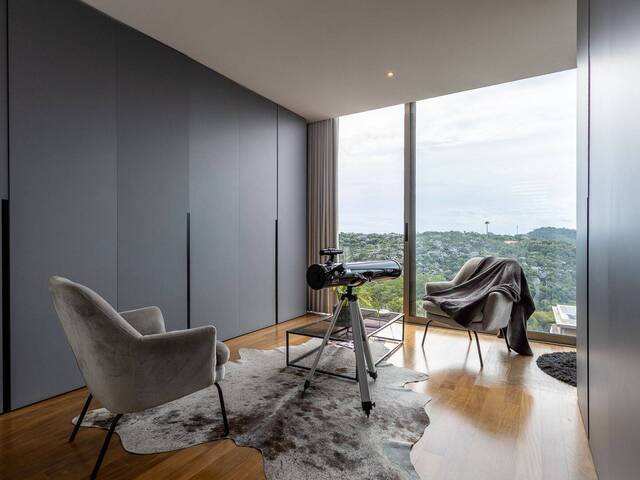 Casa para Venda em Santana de Parnaíba - 2