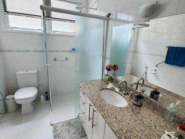 Casa para Venda em Santana de Parnaíba - 4