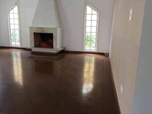 Casa para Locação em Santana de Parnaíba - 4