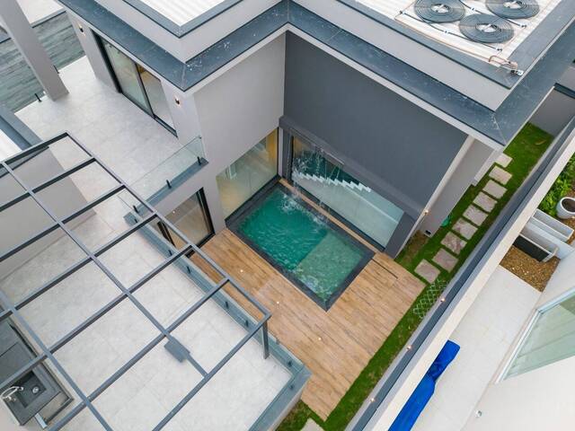 #CA3291 - Casa para Venda em Santana de Parnaíba - SP