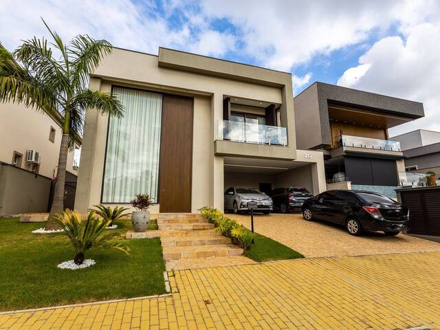 Casa para Venda em Santana de Parnaíba - 3