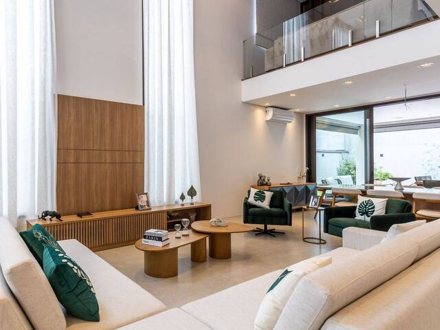 Casa para Venda em Santana de Parnaíba - 5