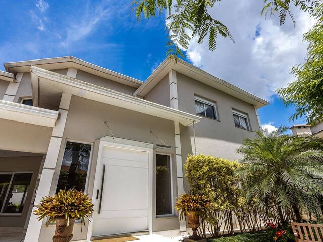 Casa para Venda em Santana de Parnaíba - 4