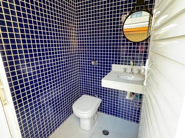 Casa para Venda em Santana de Parnaíba - 5