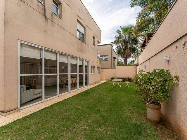 Casa para Venda em Santana de Parnaíba - 4