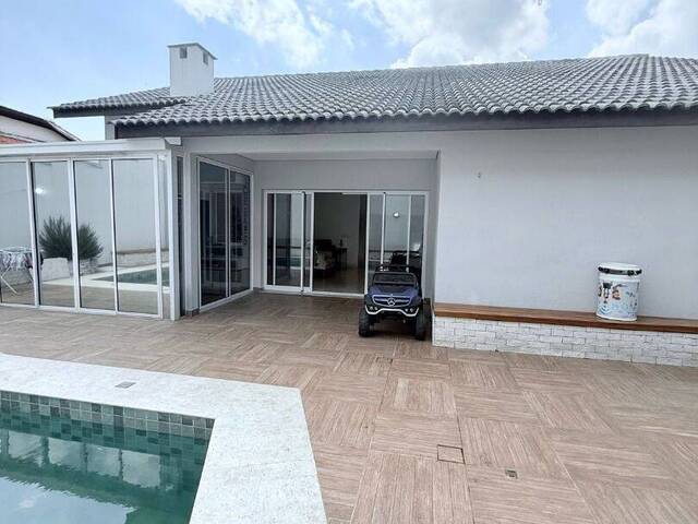 Casa para Venda em Santana de Parnaíba - 2