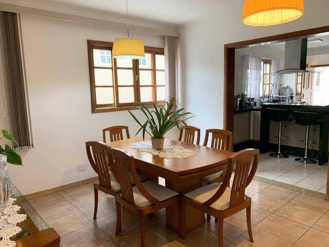 Casa para Venda em Santana de Parnaíba - 4