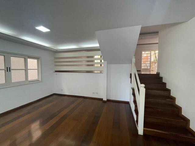 Casa para Venda em Santana de Parnaíba - 4