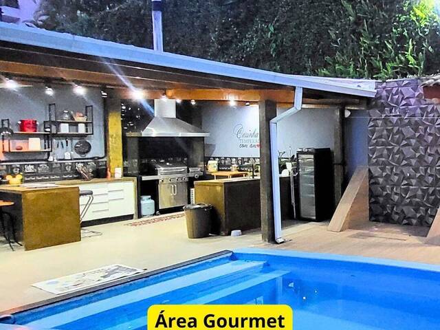 Casa para Venda em Santana de Parnaíba - 4