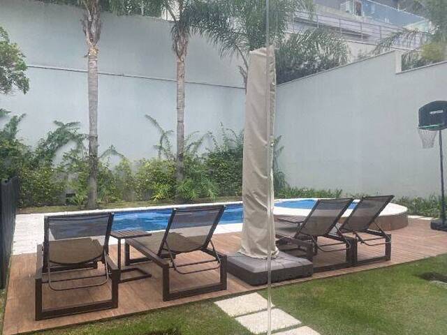 Casa para Venda em Santana de Parnaíba - 5