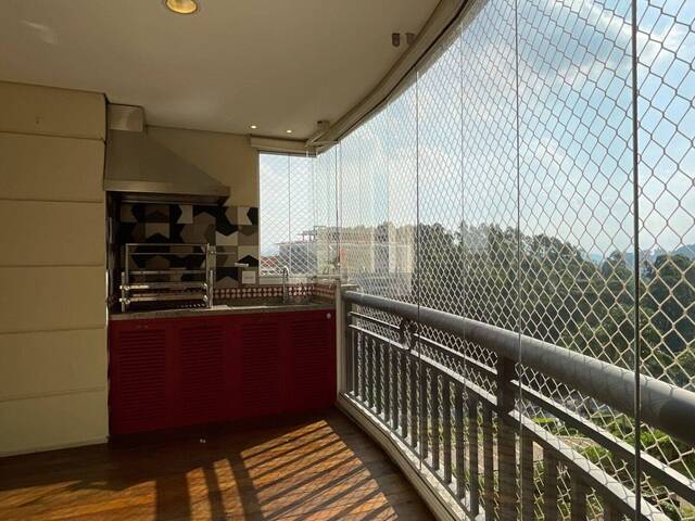 Apartamento para Venda em Santana de Parnaíba - 4