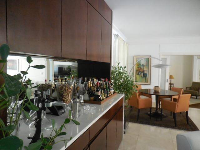 Casa para Venda em Santana de Parnaíba - 5