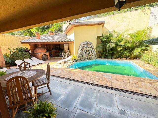 Casa para Venda em Santana de Parnaíba - 5