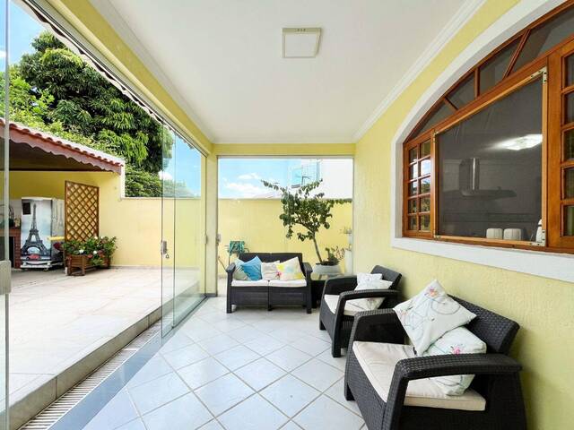 Casa para Venda em Santana de Parnaíba - 5