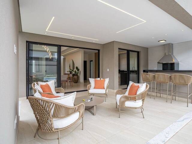 Casa para Venda em Santana de Parnaíba - 3